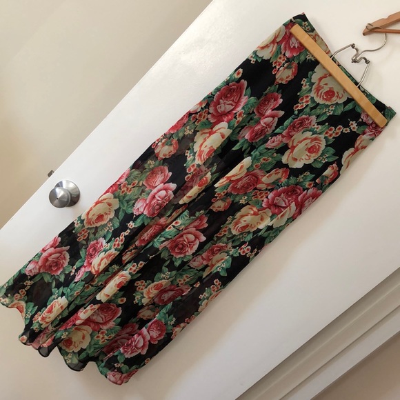 Forever 21 Floral Maxi Skirt